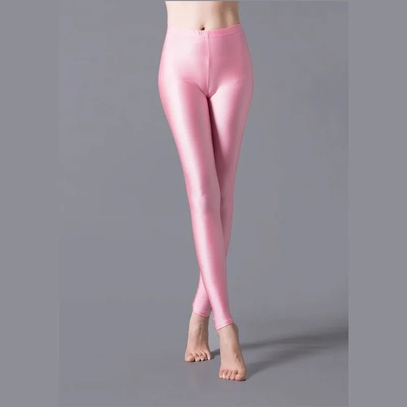 GlossFit Skinny Leggings – High-Elastic Sculpt Pants  Sleek shine. Smooth fit. Everyday confidence.