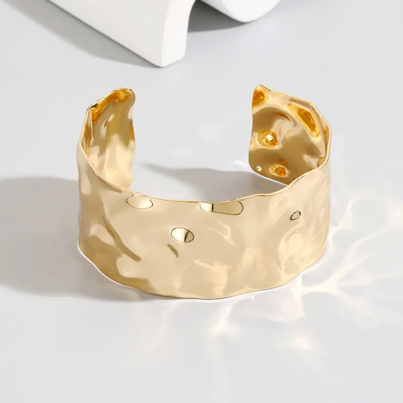 Luxe Bold Bracelet – Exaggerated Gold Statement Cuff  Big shine. Bold style. Made to stand out.