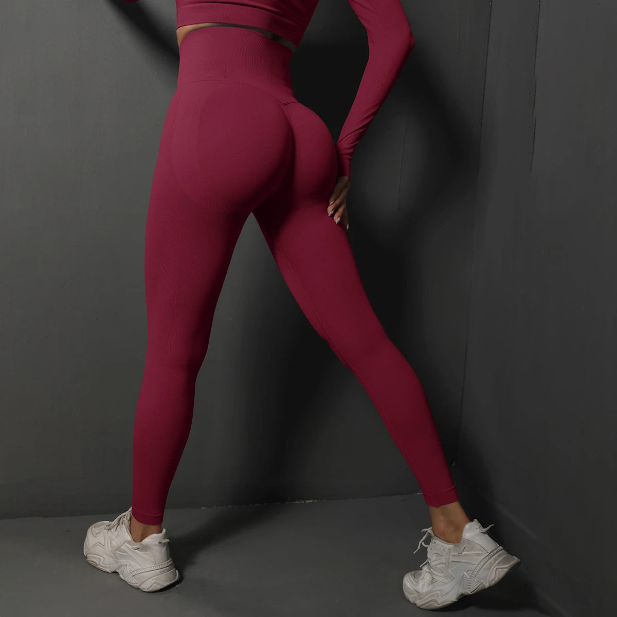 SculptFlex Seamless Leggings – High-Waist Booty Lift Fit  Sculpt your curves. Move with power. Perform in style.