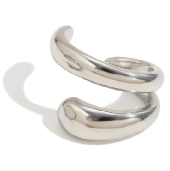 EdgeCuff Clip – Gold No-Piercing Ear Cuff  No piercing. Instant style. Effortless edge.