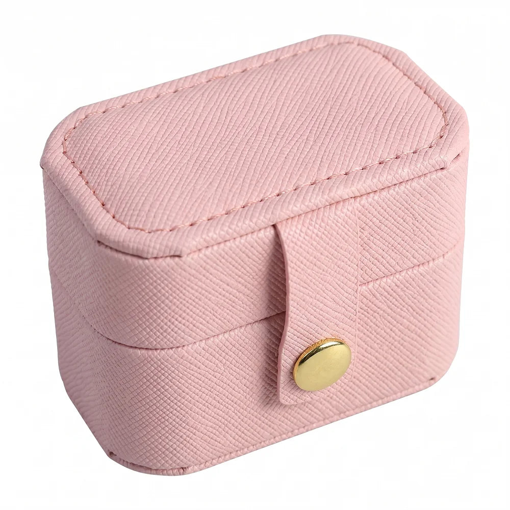 Mini Luxe Jewelry Case – Portable Travel Organizer  Small size. Smart storage. Travel in style.