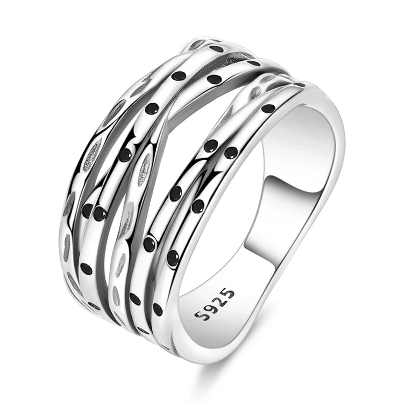 InfinityTwist Ring – 925 Silver Zircon Band  Elegant lines. Timeless shine. A symbol of forever.