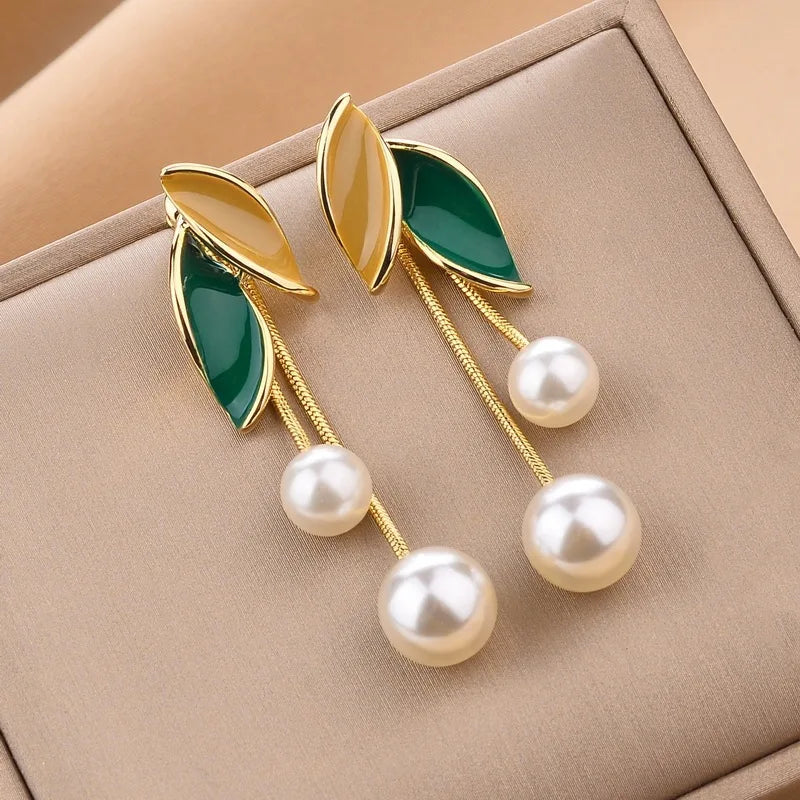 LeafMuse Stud Earrings – Korean Grey Leaf Design  Natural elegance. Soft tones. Everyday charm.