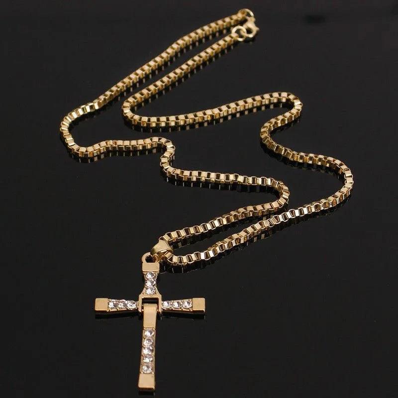 StreetFaith Cross Necklace – Crystal Jesus Pendant  Iconic style. Strong presence. Timeless meaning.