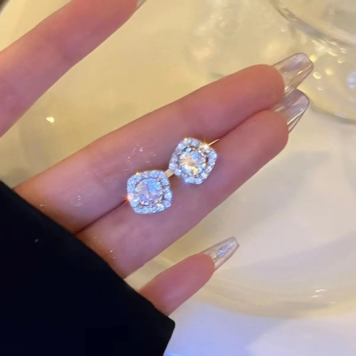 Crystal Glow Earrings – Square Rhinestone Statement  Brilliant shine. Bold shape. Effortless luxury.