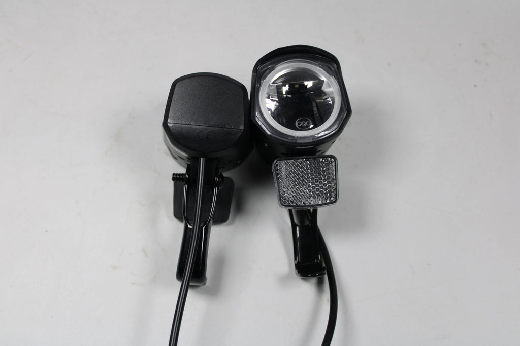 Water proof Electric Bicycle Front Light Bike Accessories with Battery Power Supply