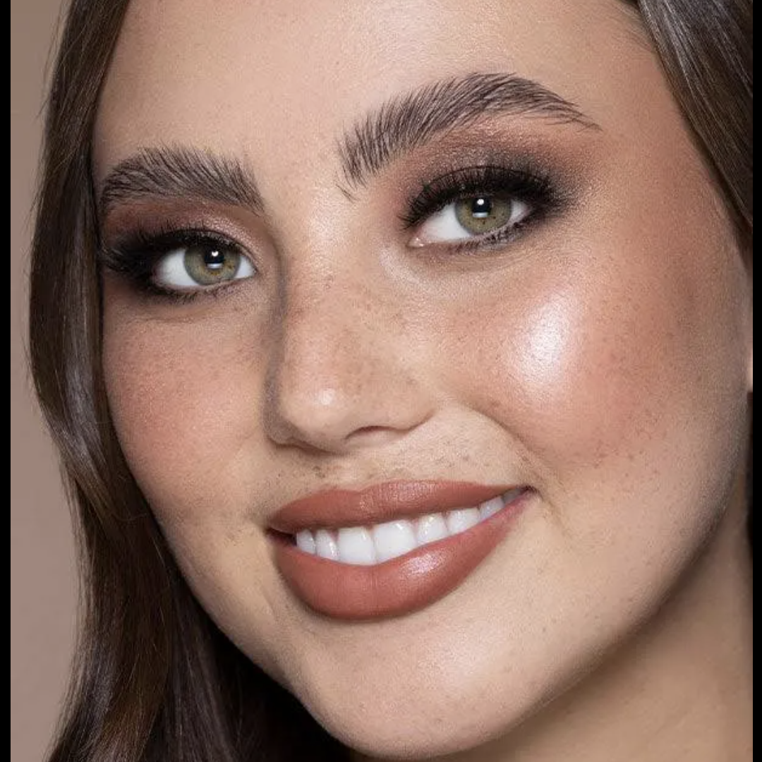 Natural Finish Tinted Foundation