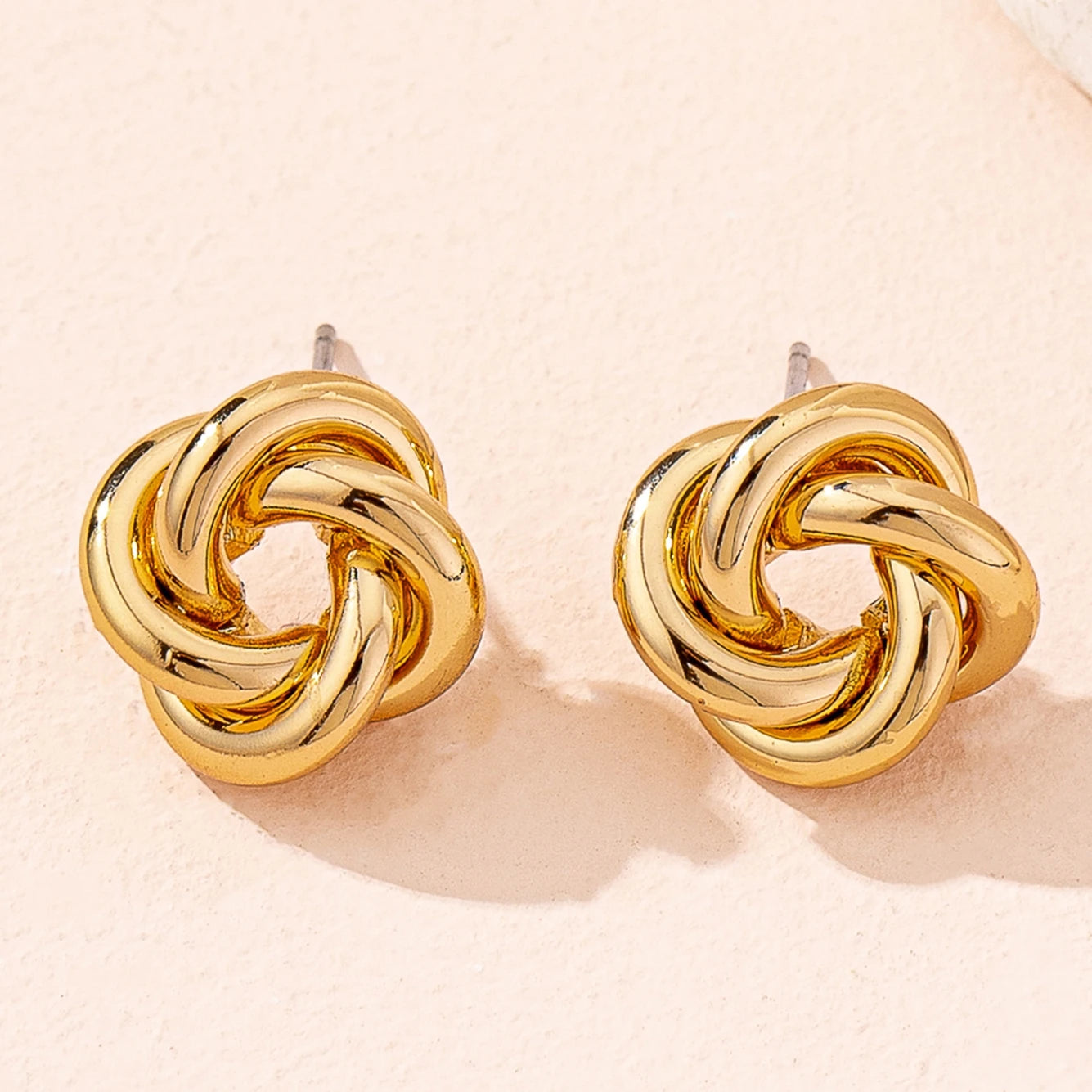 Obega Gold SIlver Color Knot Hoop Earring For Women Shiny Plating Trendy Earring Stud Cute Daily Wear Jewelry