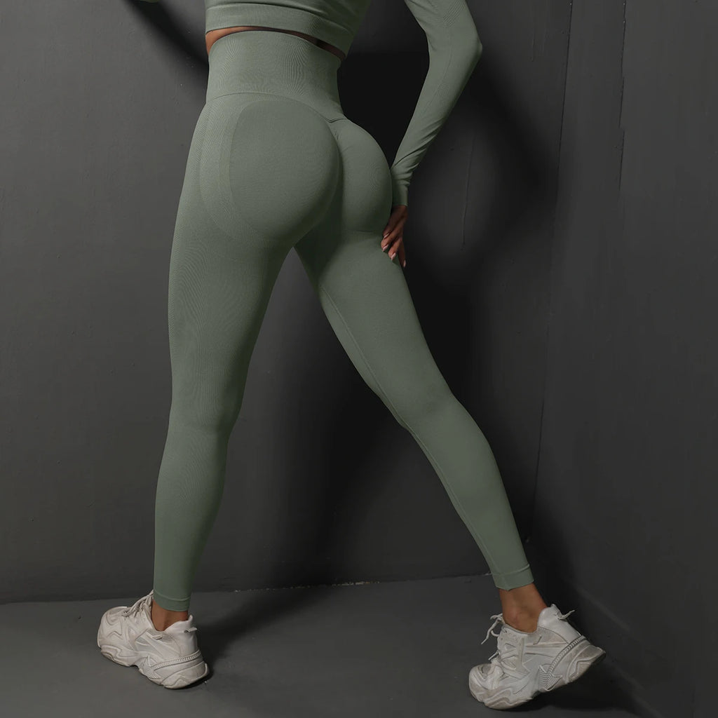 SculptFlex Seamless Leggings – High-Waist Booty Lift Fit  Sculpt your curves. Move with power. Perform in style.