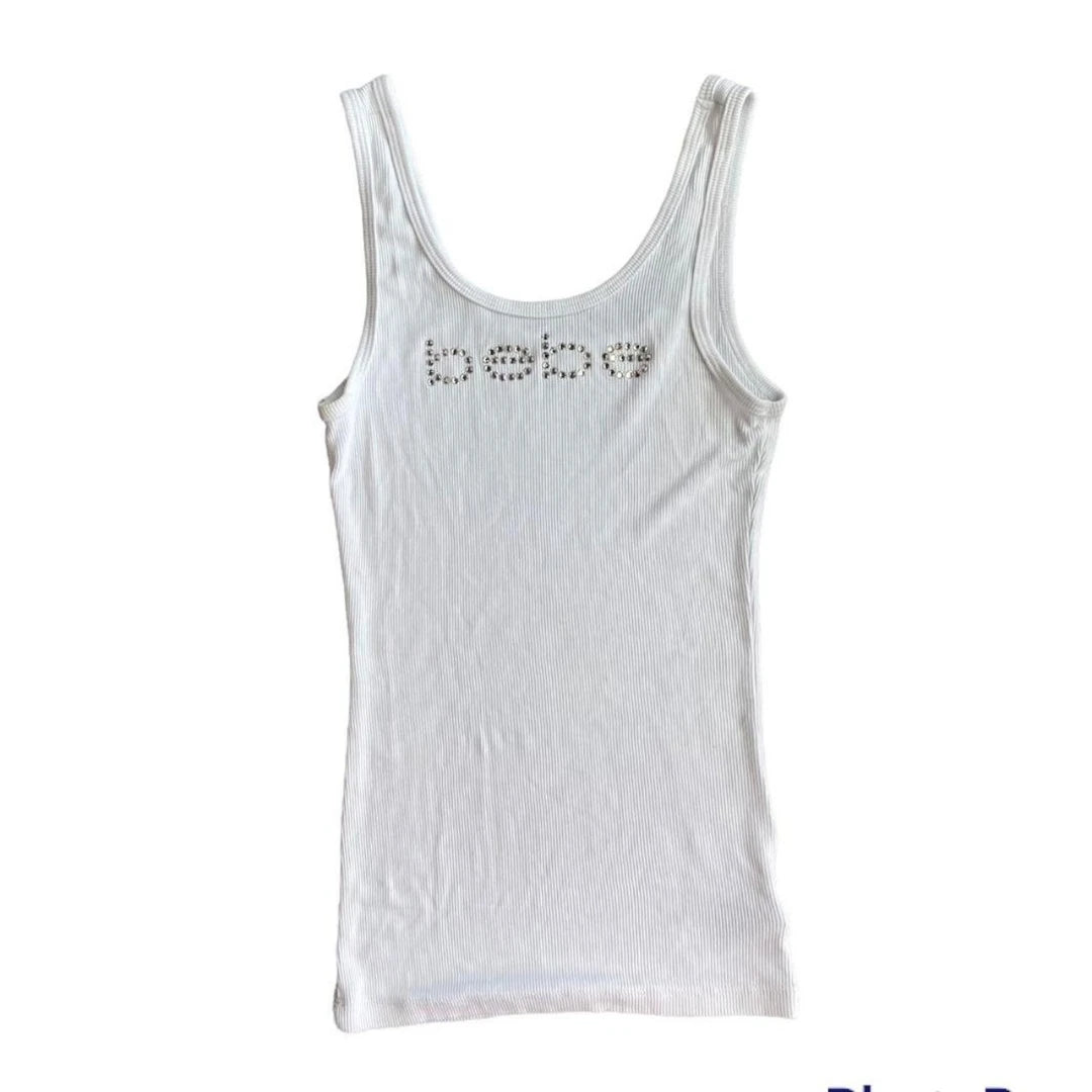 Rebel Core Baby Tee – Vintage Letter Print Crop Top  Bold attitude. Retro vibes. Street-ready style.
