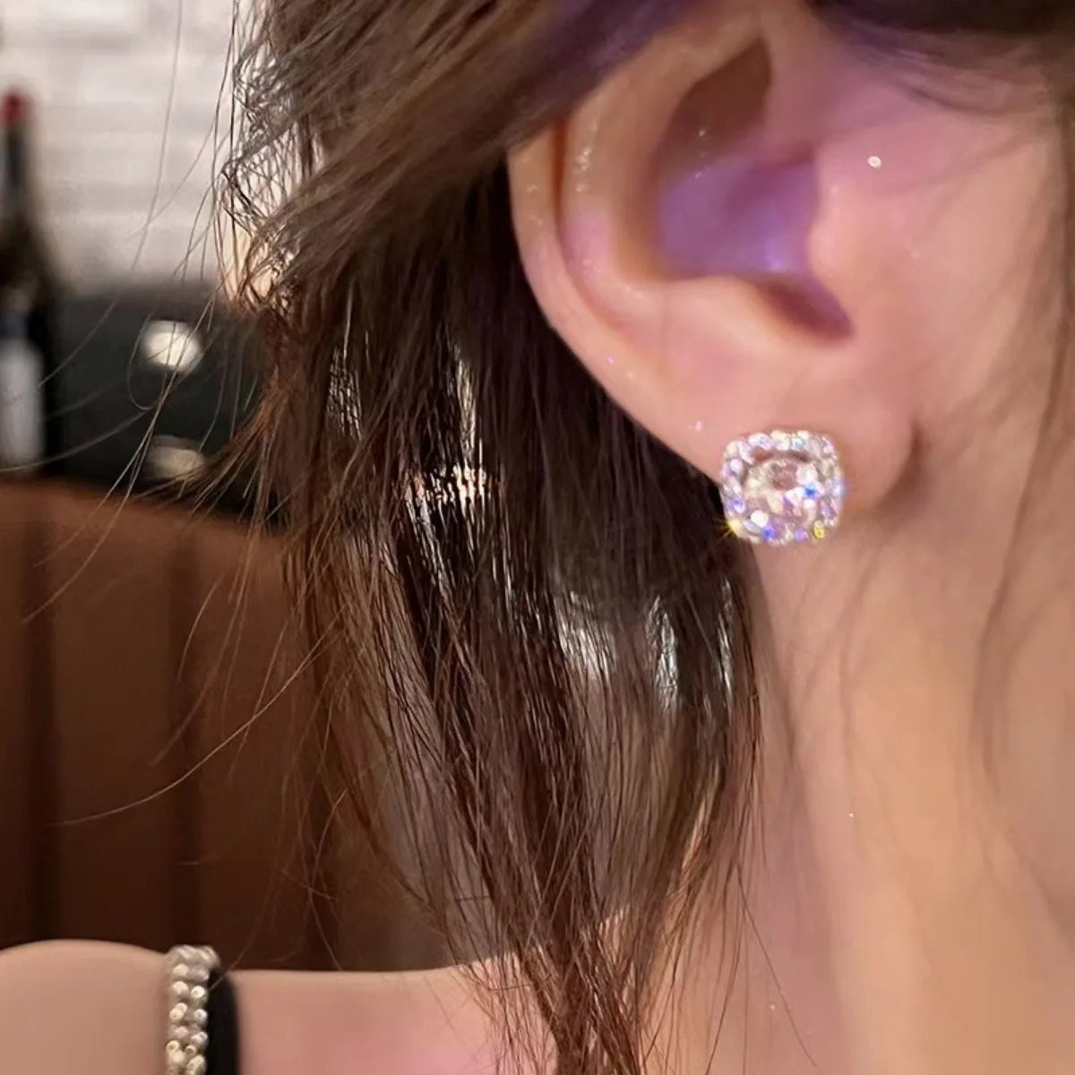 Crystal Glow Earrings – Square Rhinestone Statement  Brilliant shine. Bold shape. Effortless luxury.