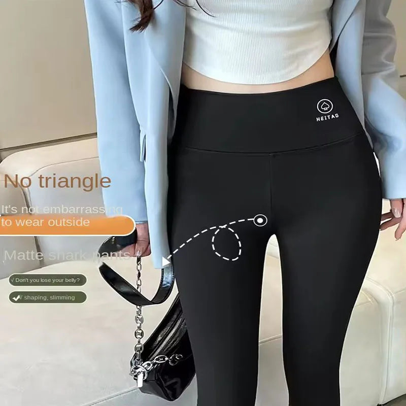 WarmFlex Sculpt Leggings – High-Waist Athletic Fit  Warm comfort. Sculpted shape. Everyday performance.