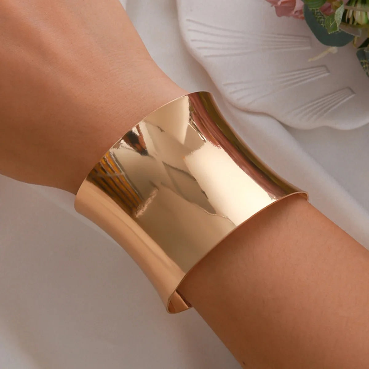 Luxe Bold Bracelet – Exaggerated Gold Statement Cuff  Big shine. Bold style. Made to stand out.